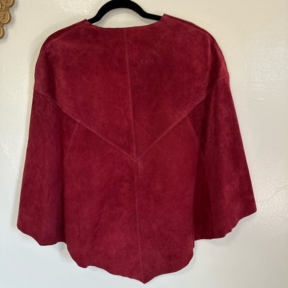 Vintage Dialogue Red Genuine Suede Cape, Boho, 70s Style, Festival - Picture 4 of 11